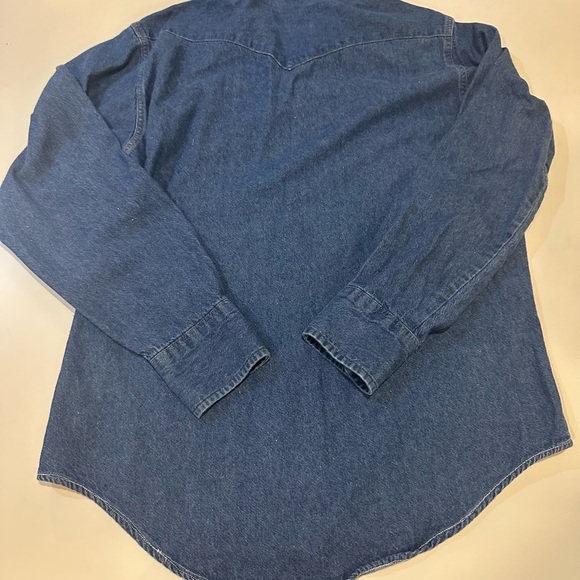 Wrangler Men’s Blue Denim Button-Up Snap Shirt Size 16.5x34 - Picture 3 of 3